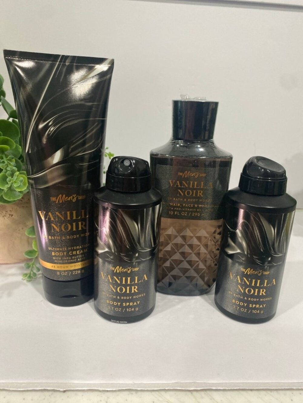 Men’s “Vanilla Noir” BBW New 4-Pc Body Care Set
